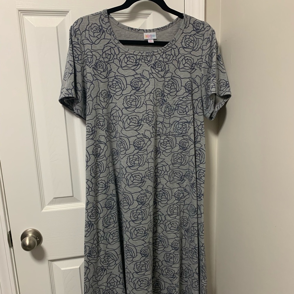 LuLaRoe Carly